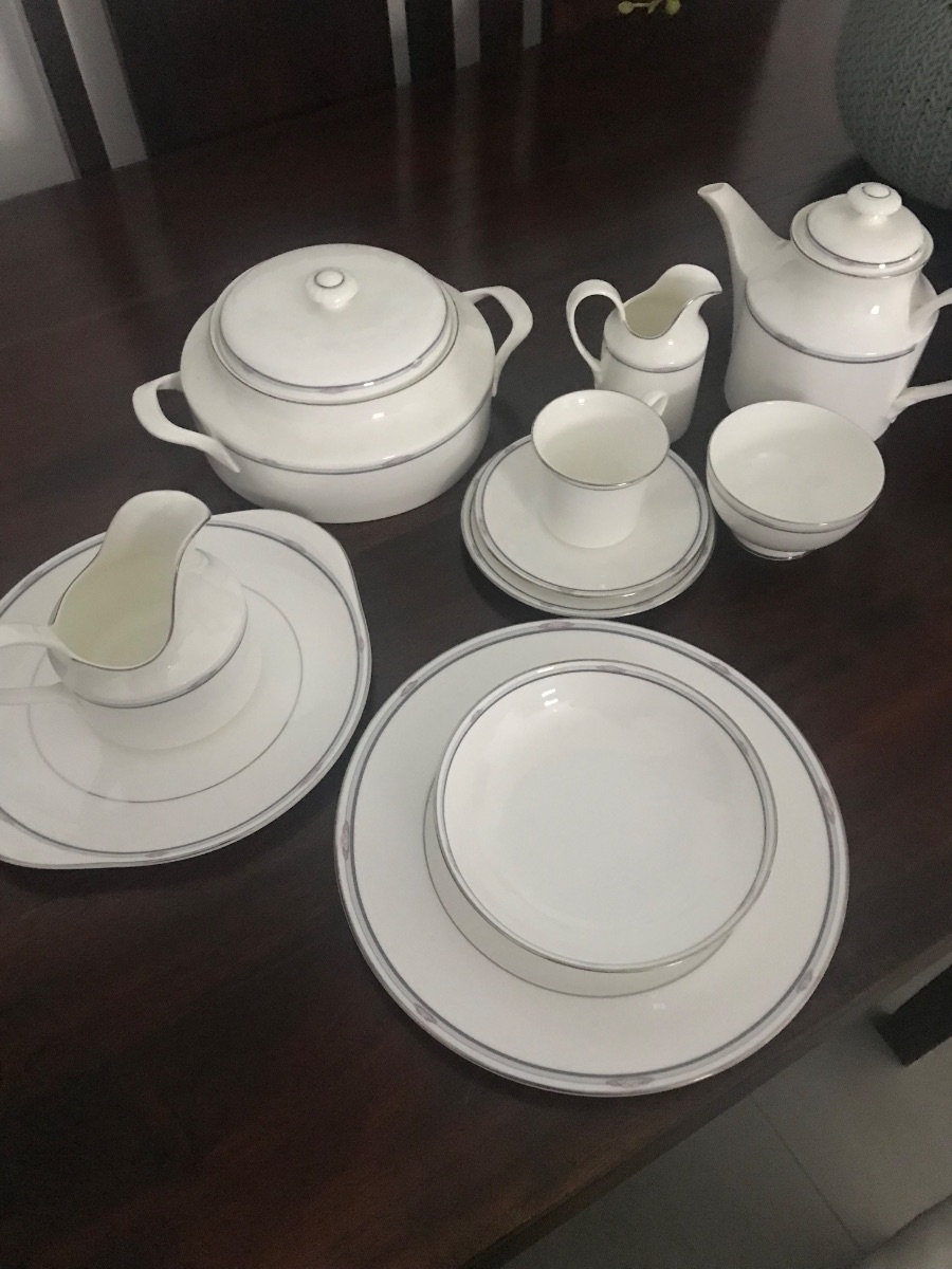 Royal Dalton Fine China Dinner Set
