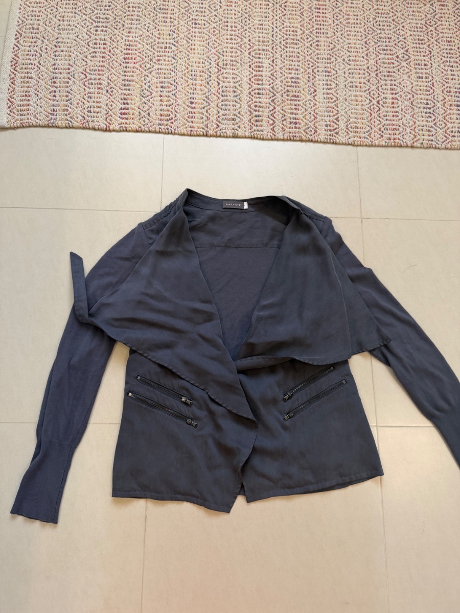 Mint Velvet Grey/Silver Silk and cotton light jacket photo 2