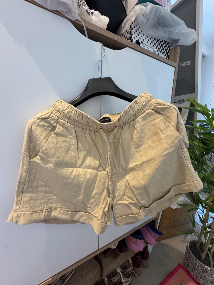 Love University 50% linen shorts