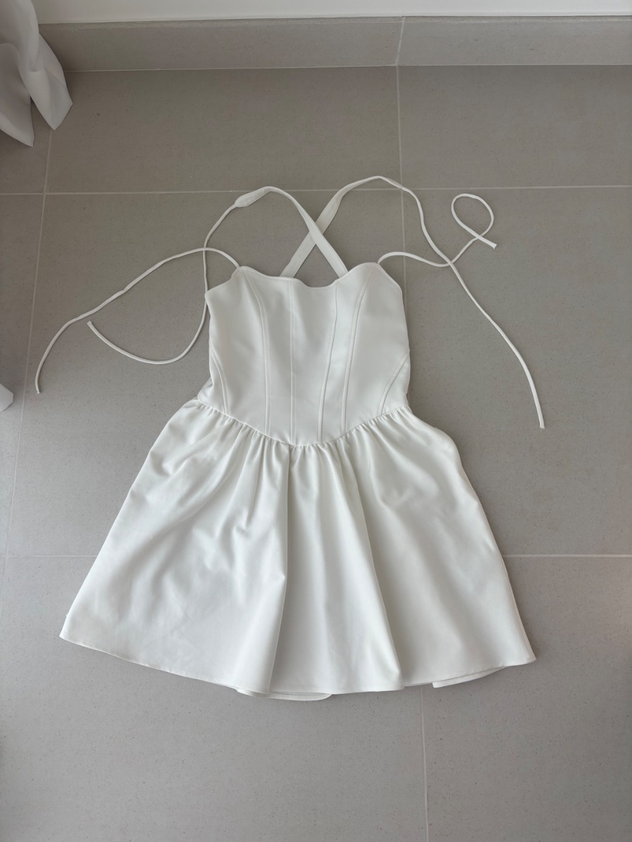 Zara White dress photo 2