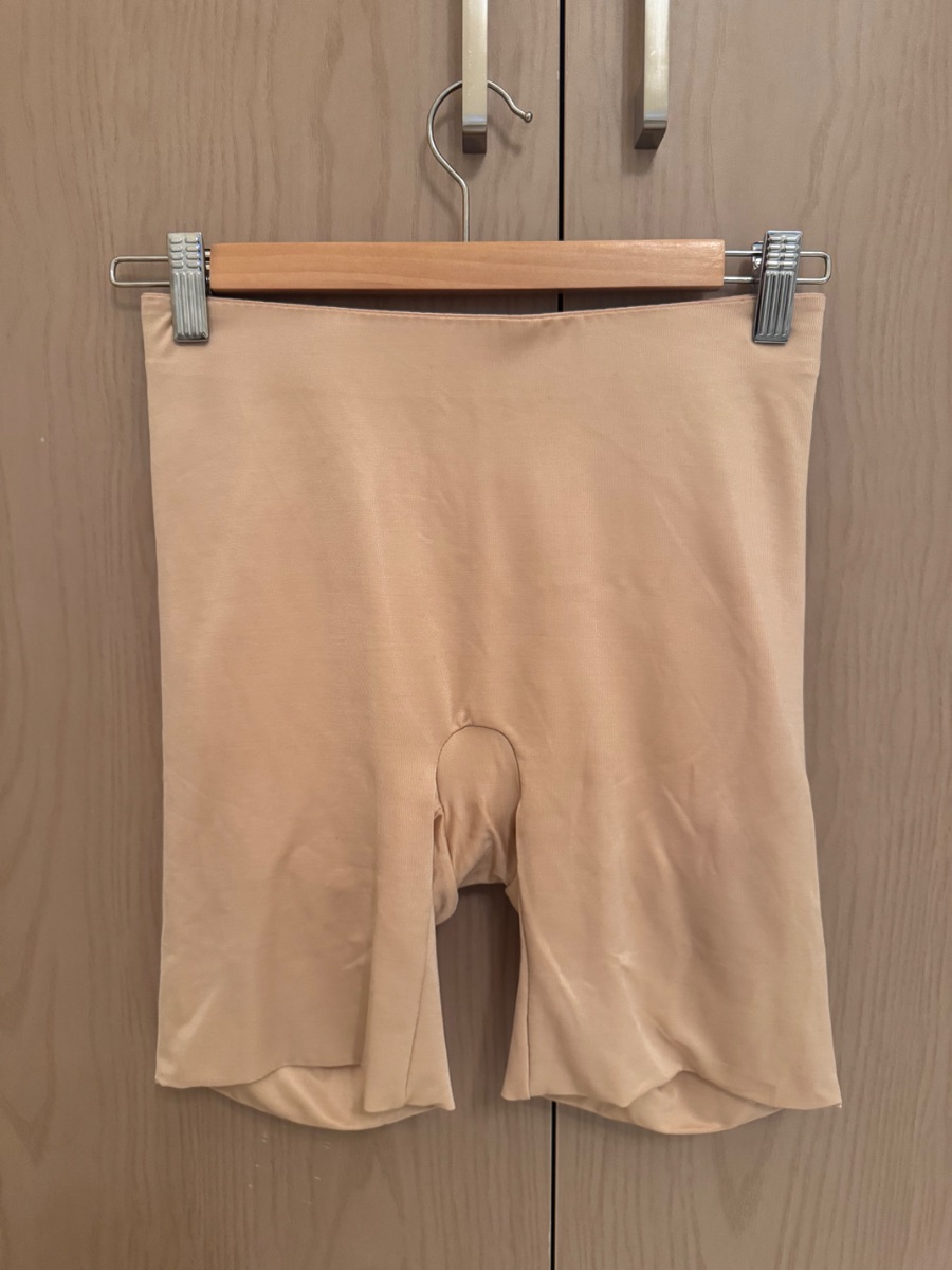 Spanx padded booty-boosters shaping shorts photo 2