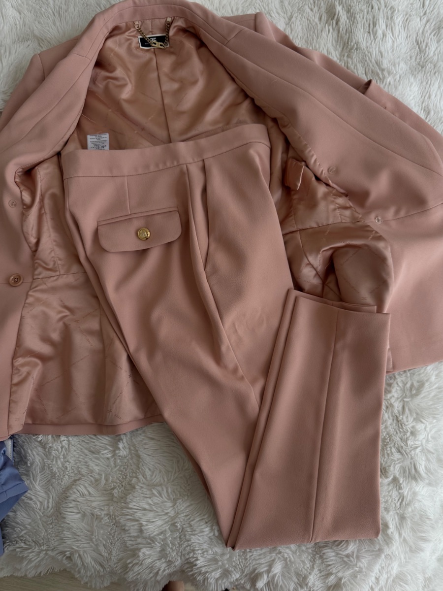 Elizabeth Franchi Blazer + pants set photo 3