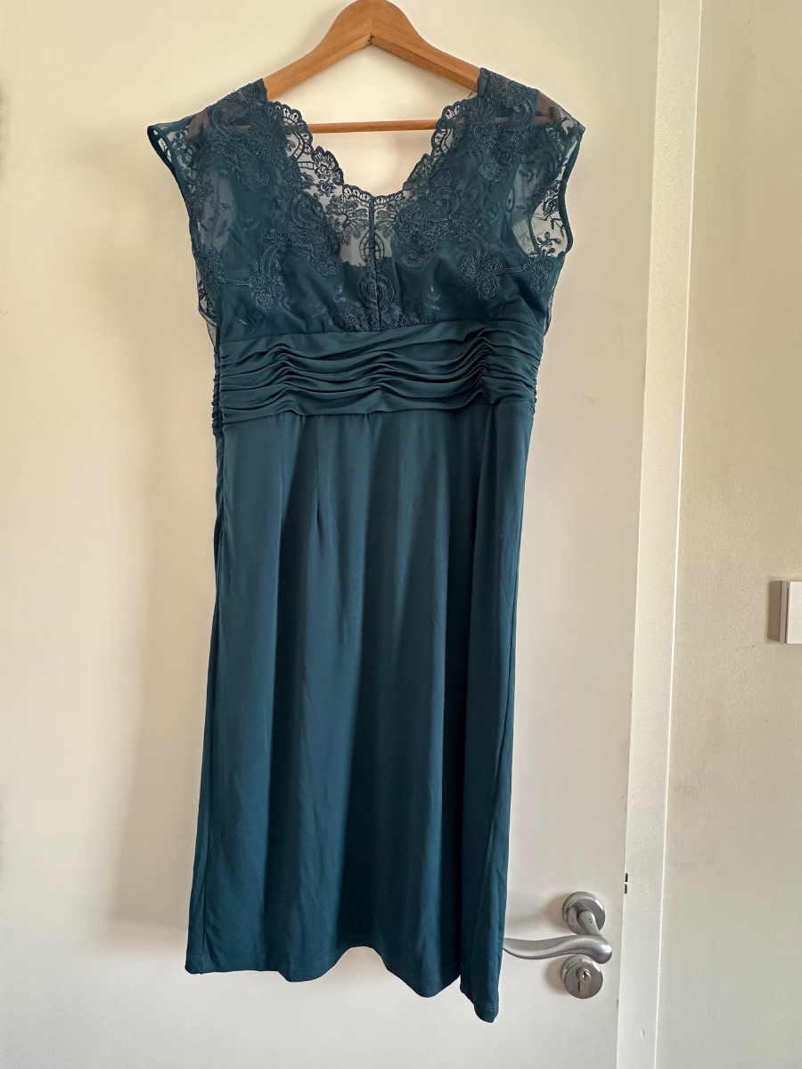 Alexon Evening Dress photo 2