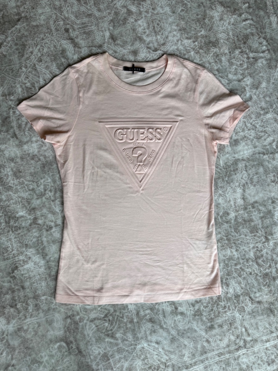 Guess tshirt size S