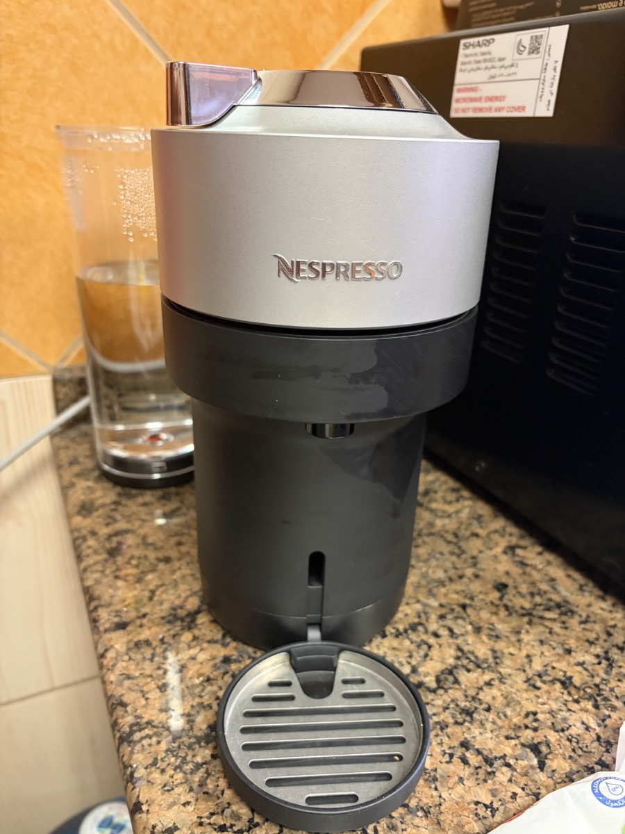 Nespresso coffee machine vertuo pop+ photo 2
