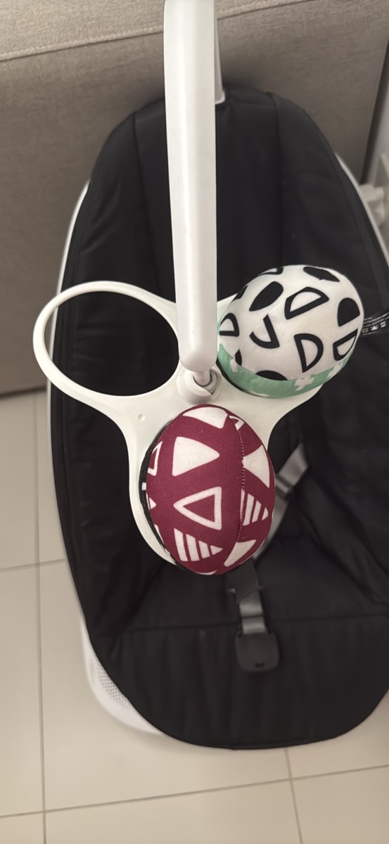 Uppababy mamaroo photo 3