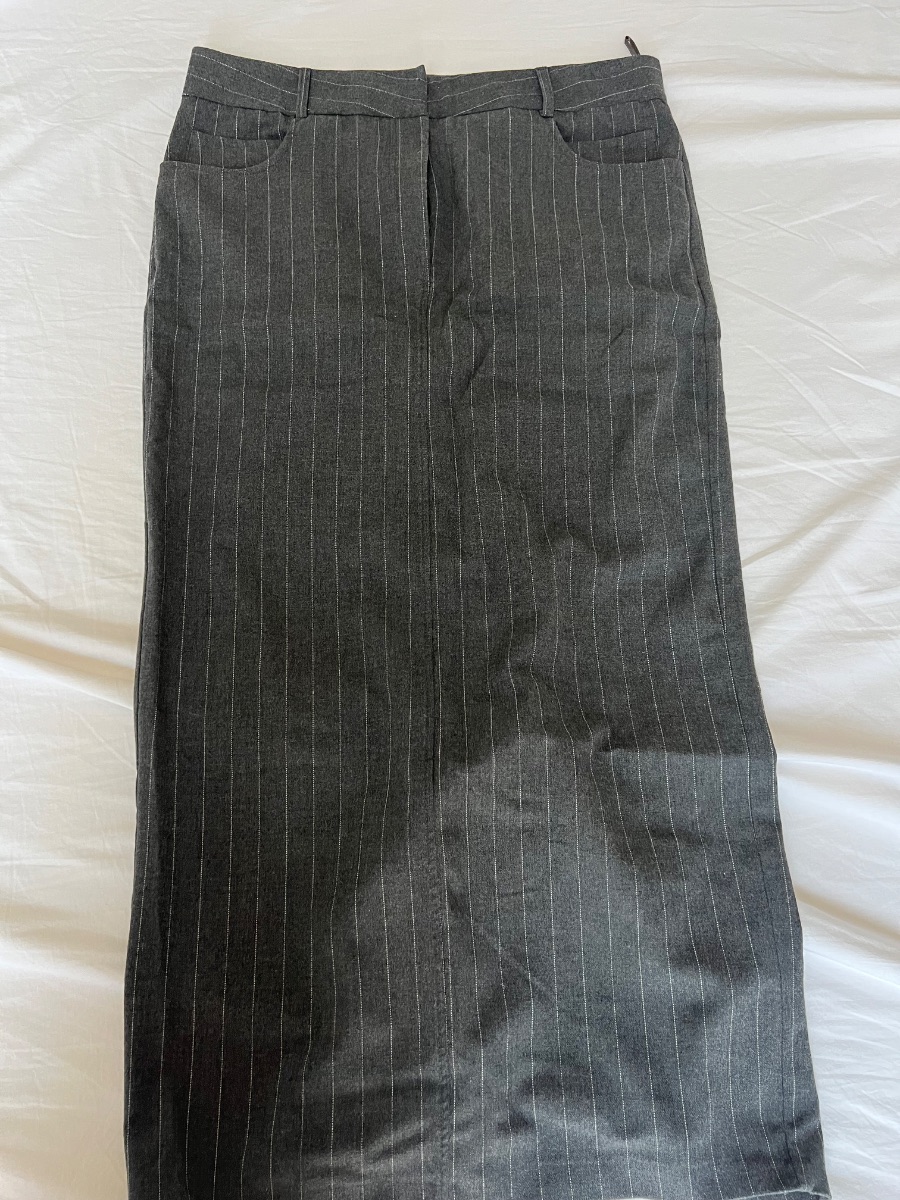 Zara Grey Pinstripe Tailored Trousers – Size M photo 2