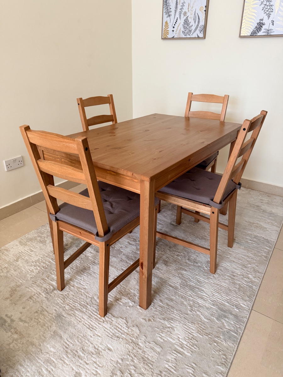 Home Centre Dining table with chairs