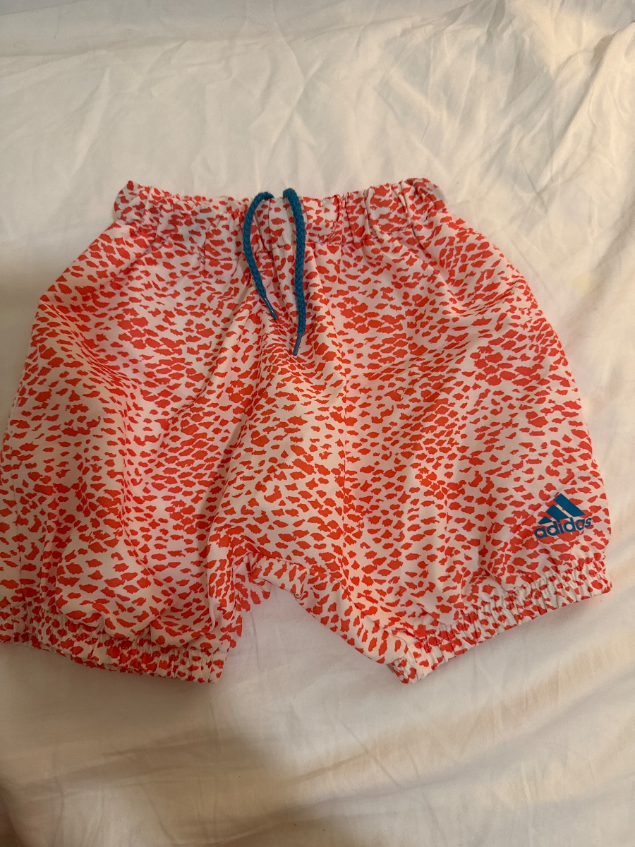 Adidas shorts photo 2