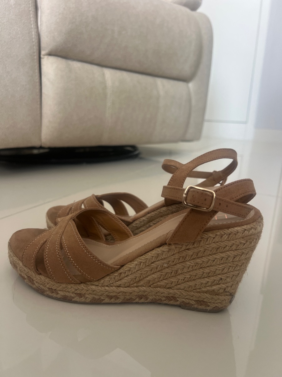 Sfera Sergio Costa Nude Suede Wedge Espadrille Sandals – Excellent Condition photo 2