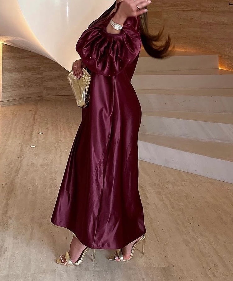Custom made burgundy abaya photo 3