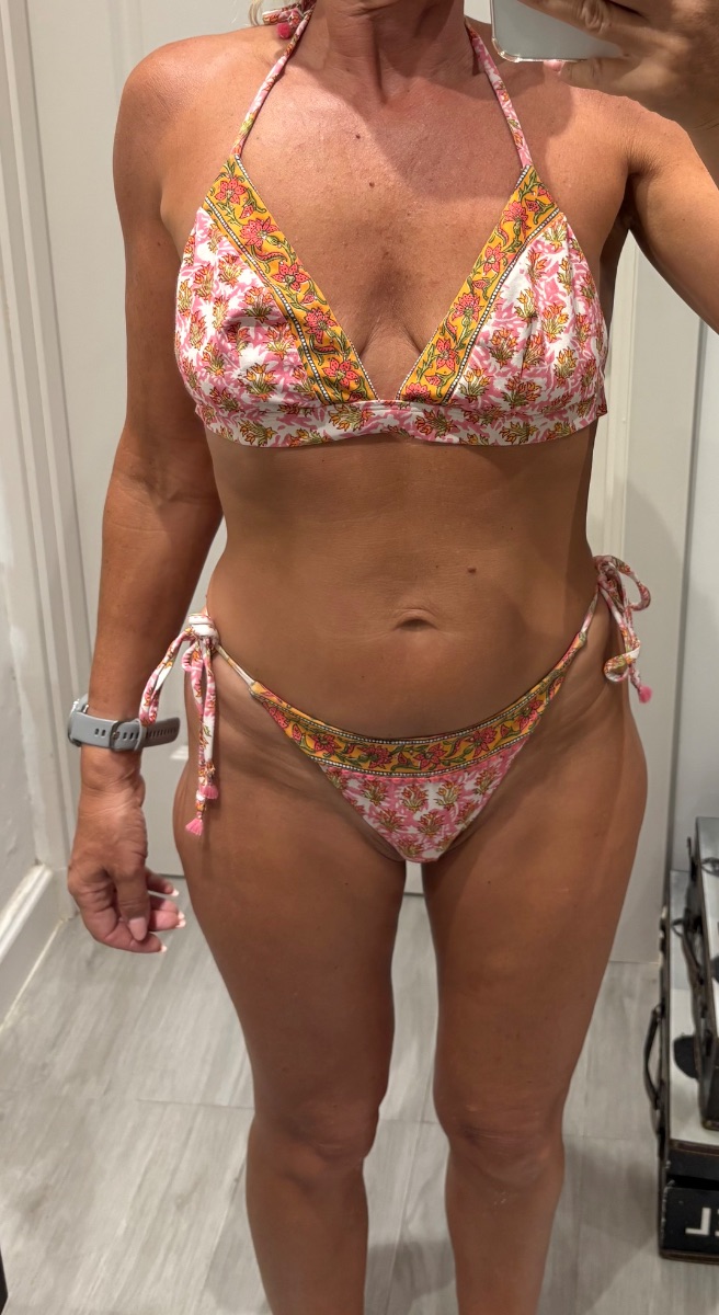 Floral tie-side bikini set 🌸🩷