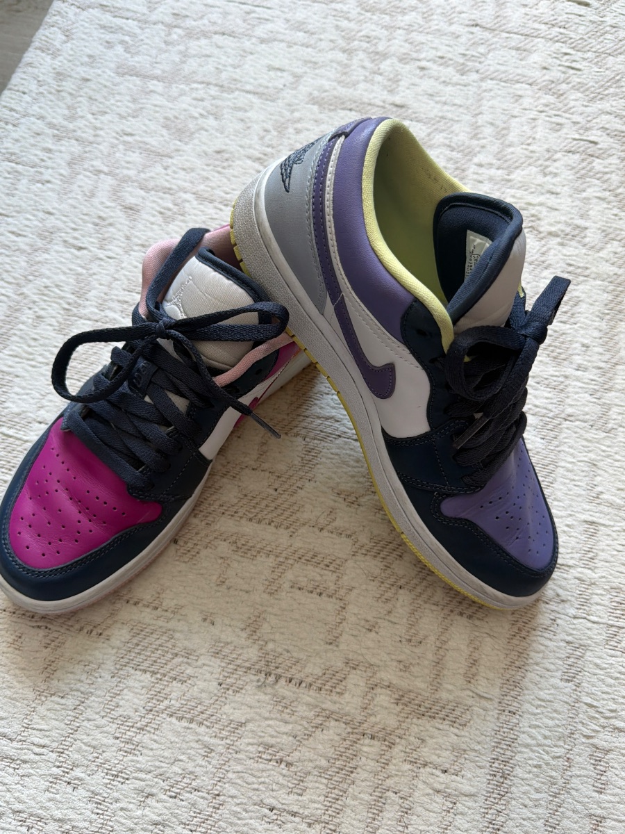 Sneakers Jordans by Nike photo 3