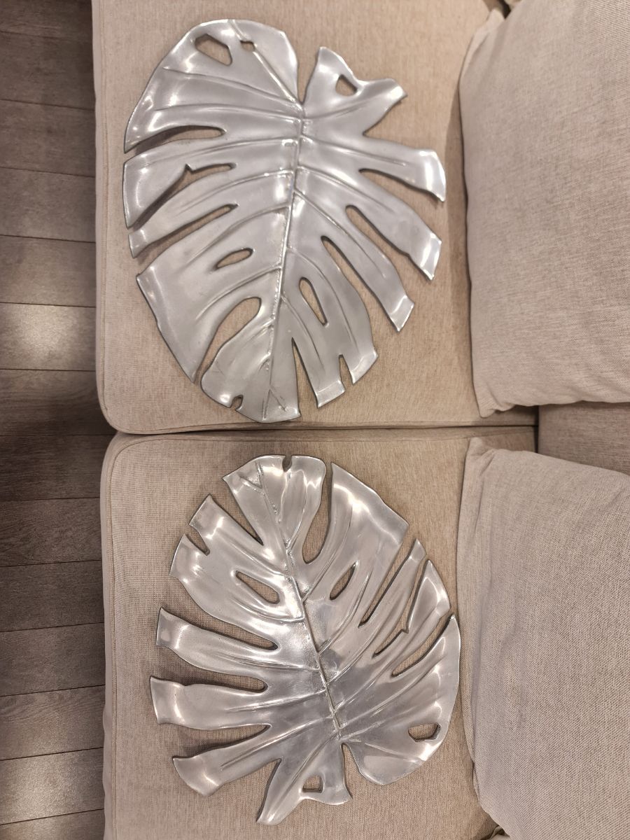 Marina Home leaf decor