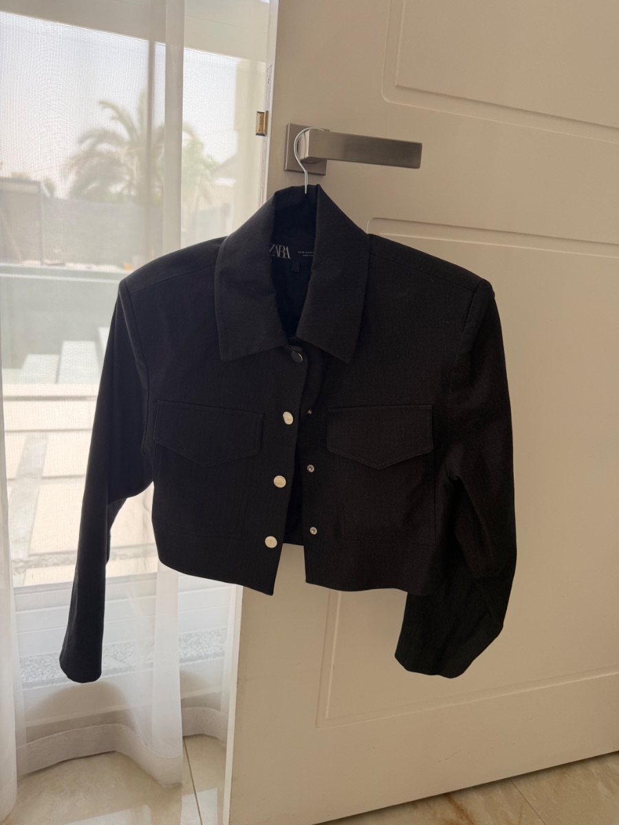 Zara Black Cropped Jacket