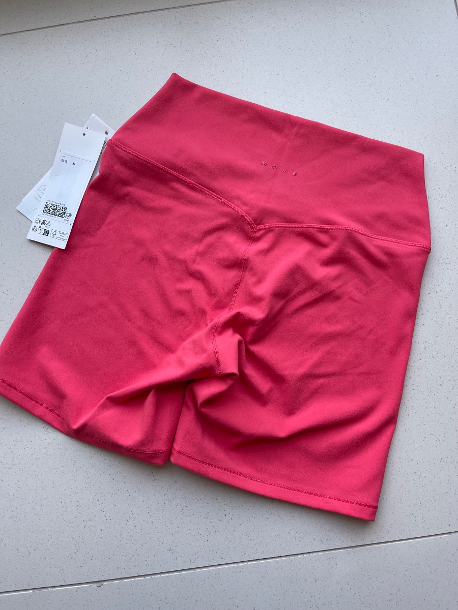 Move H&M Gym Shorts photo 2