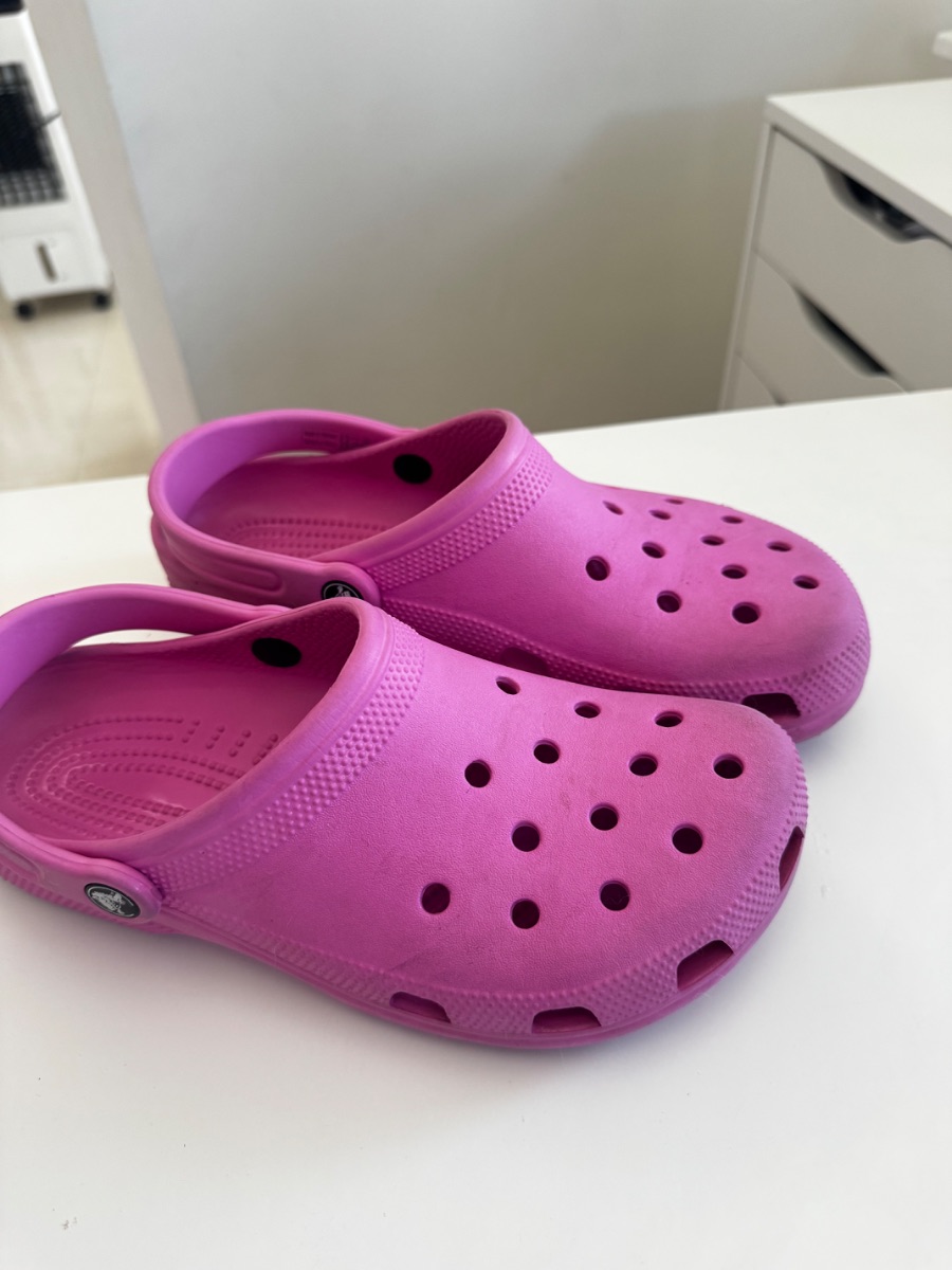 Crocs photo 2