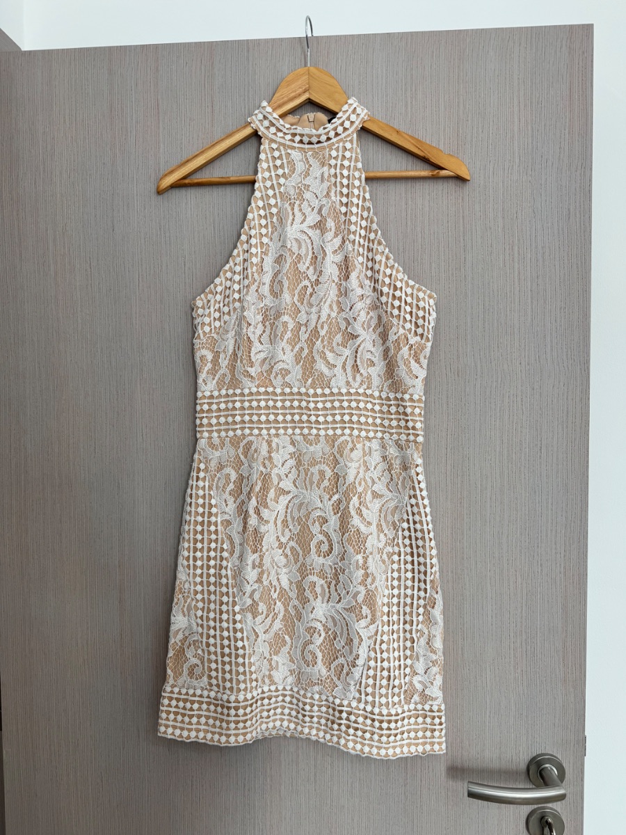 Pretty Little Thing, Size 10