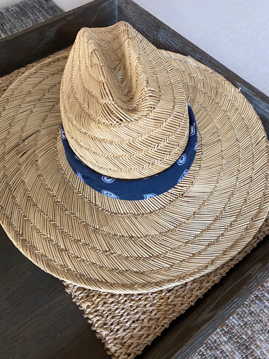 Zara hat