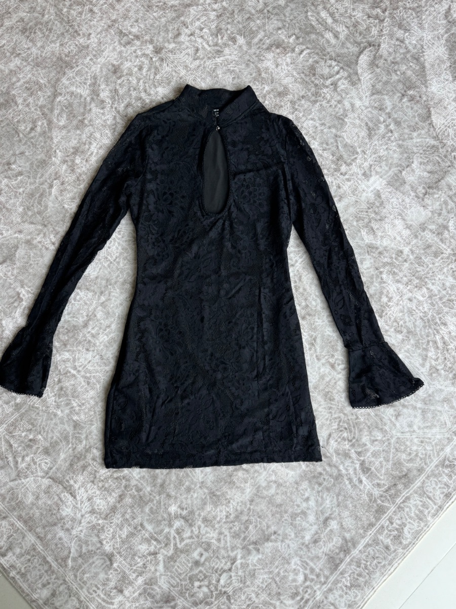 Shein white and black mini dress Medium photo 3