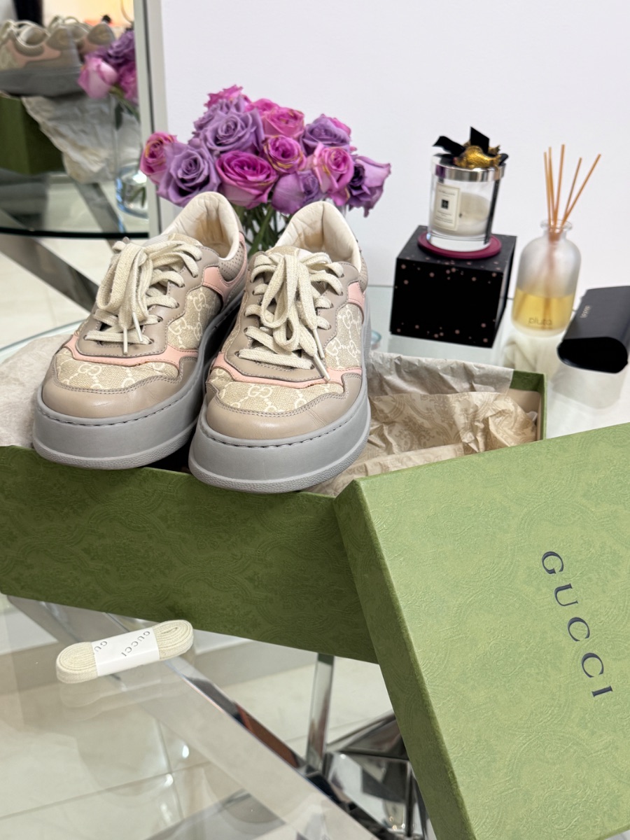 Gucci sneakers