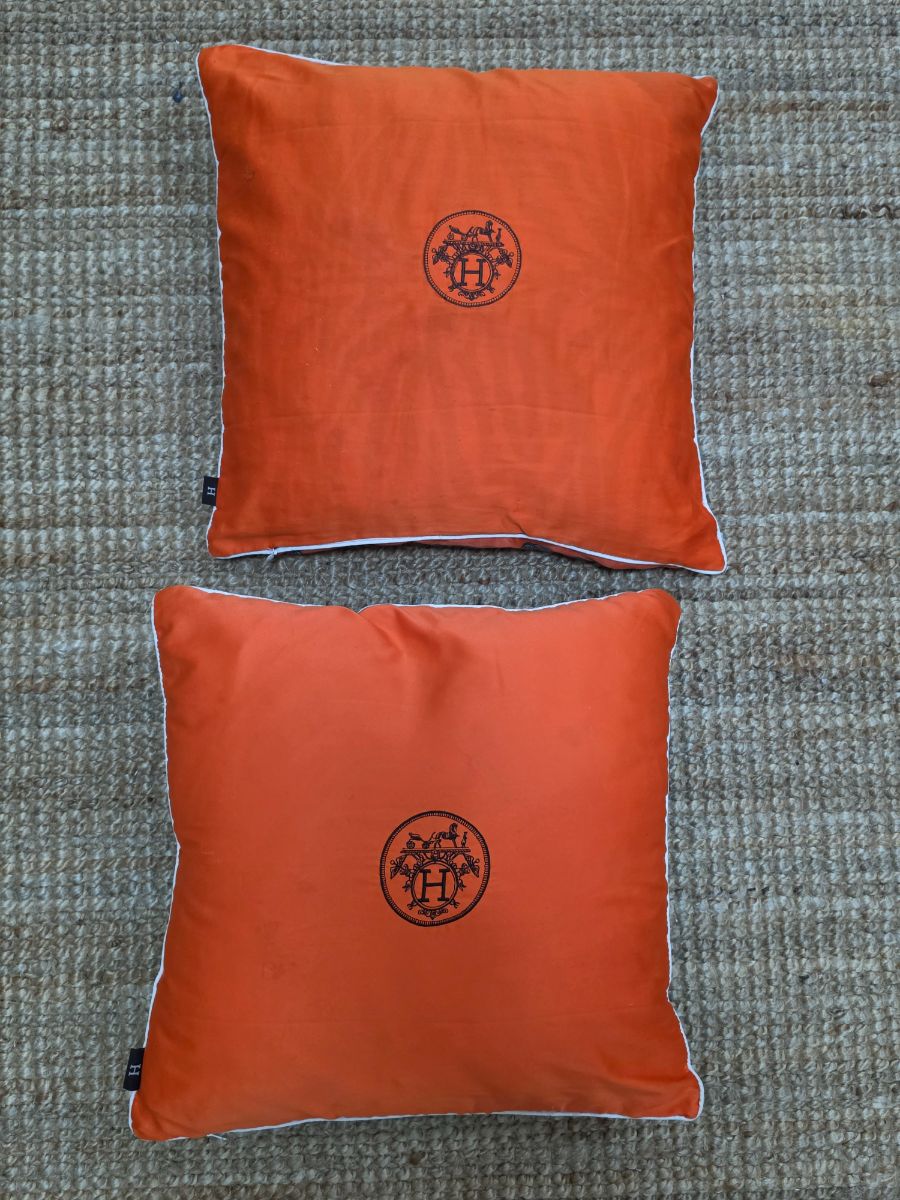 Hermes cushions photo 2
