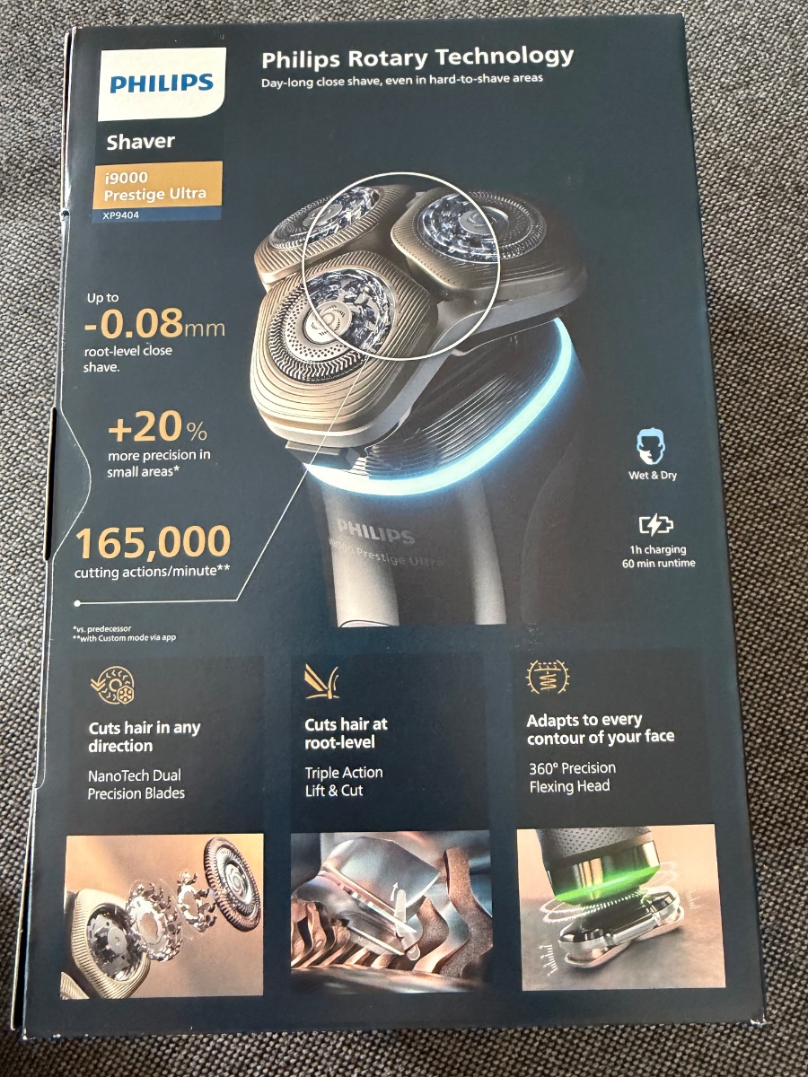 Philips i9000 electric shaver photo 2