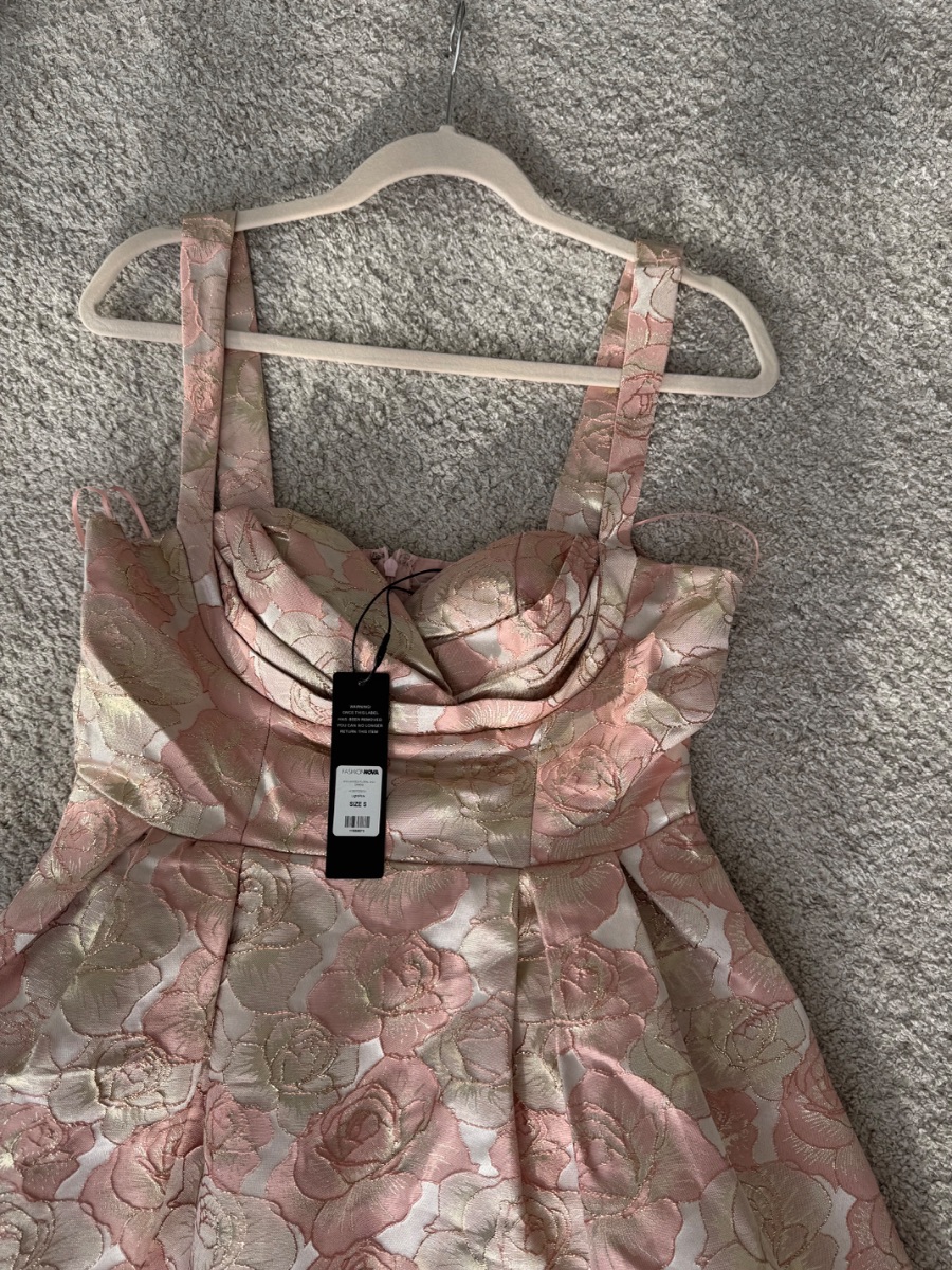 Fashion Nova Fashionnova dress size S photo 3