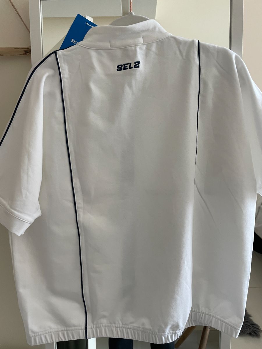 Seltz White Zip Up Gym Tshirt Large - New with tags photo 2