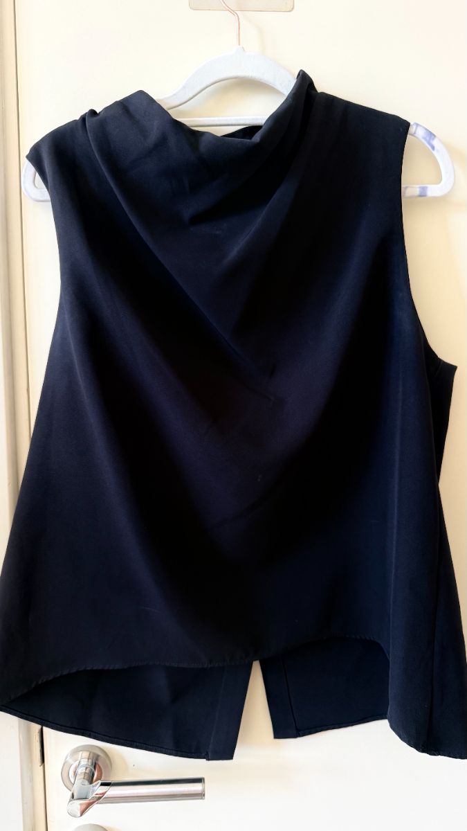 Zara Black Sleevless Smart Blouse Medium