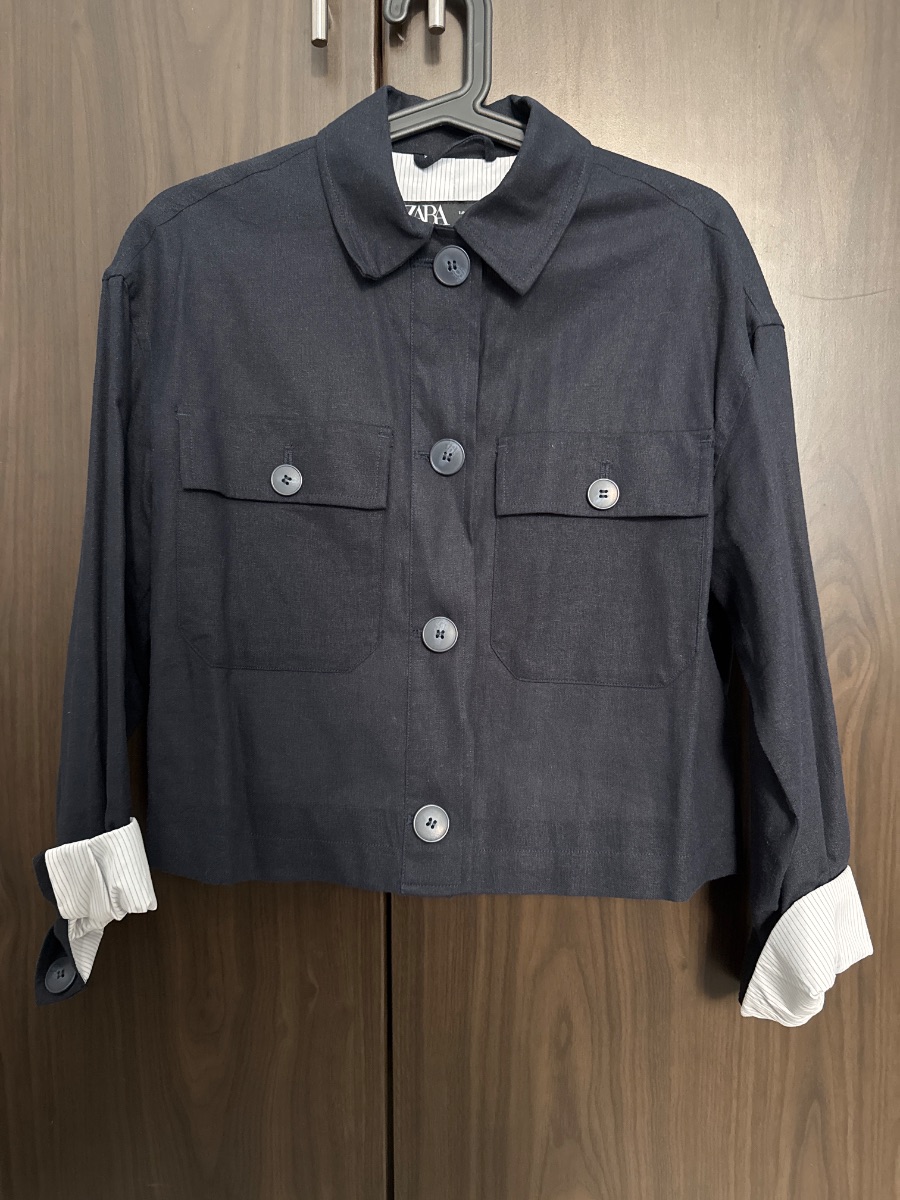 Zara cropped jacket - size XS