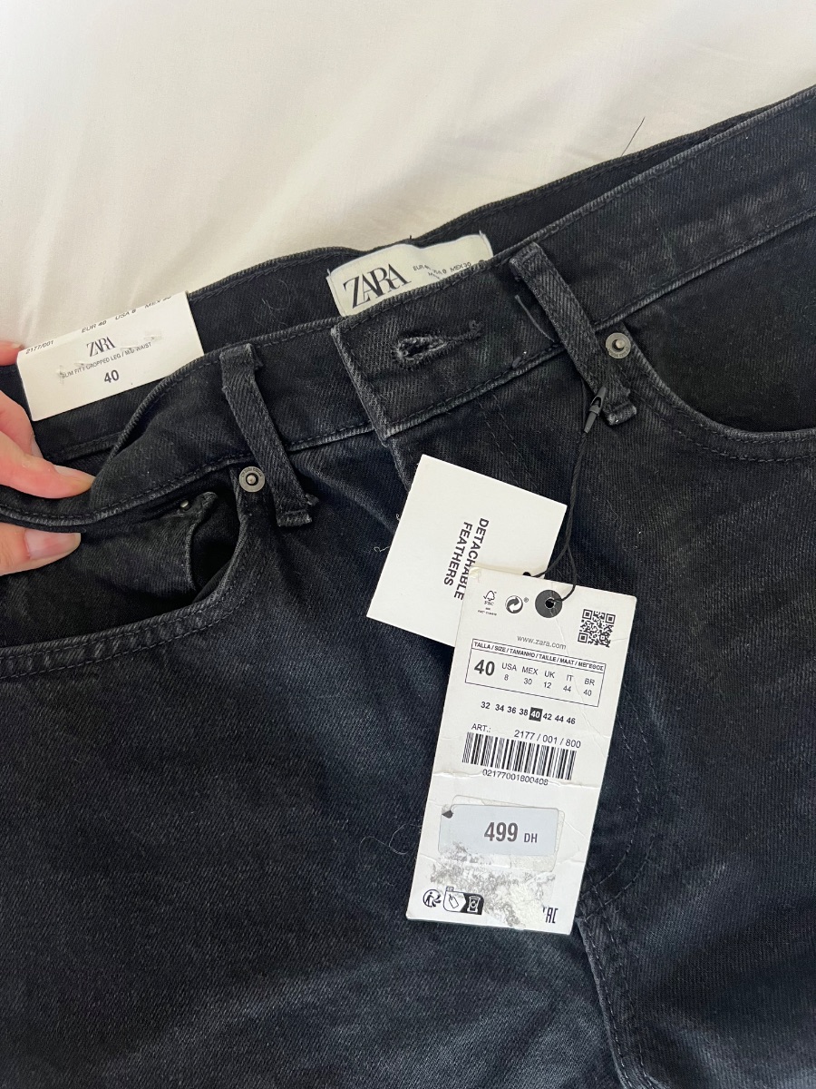 Zara ZW Black Jeans with Detachable Feathers – Size 40 – New