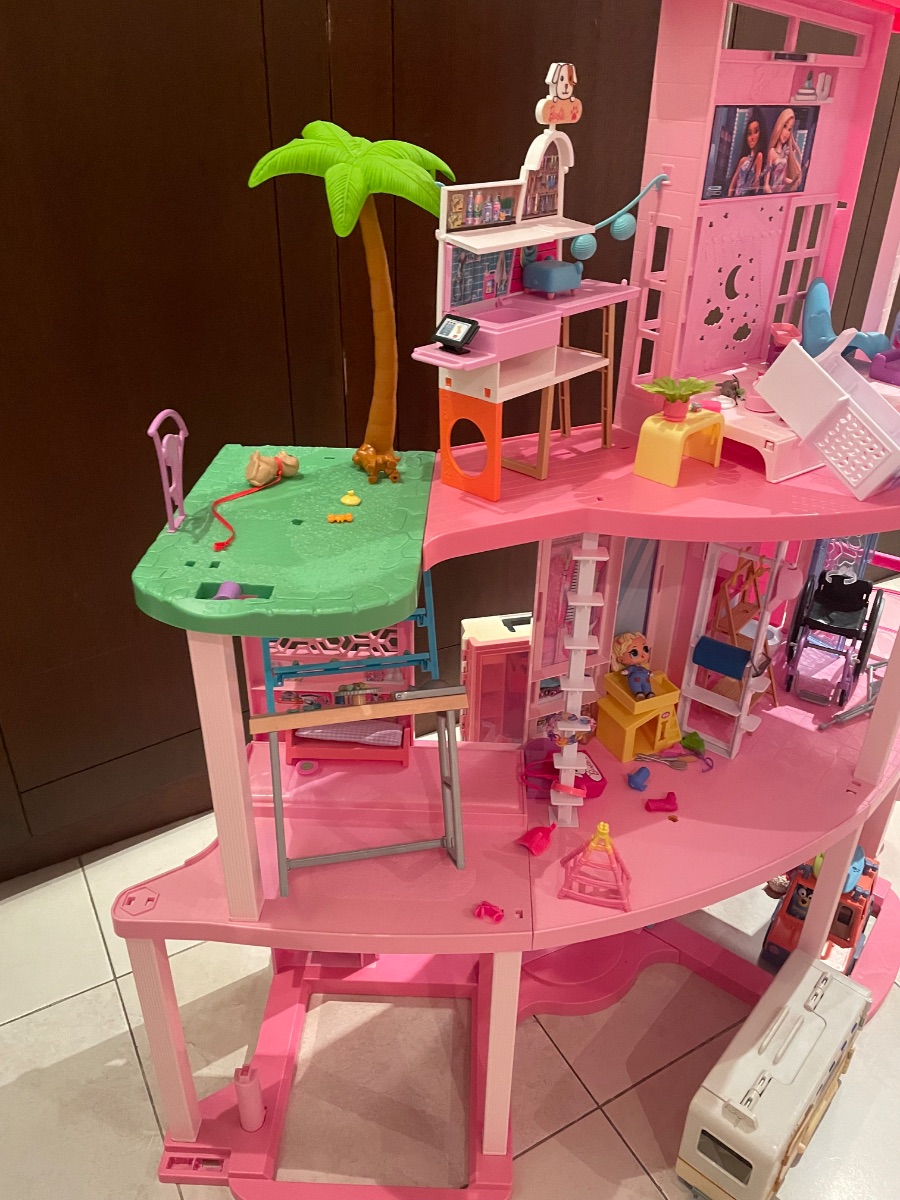 Barbie Dream House