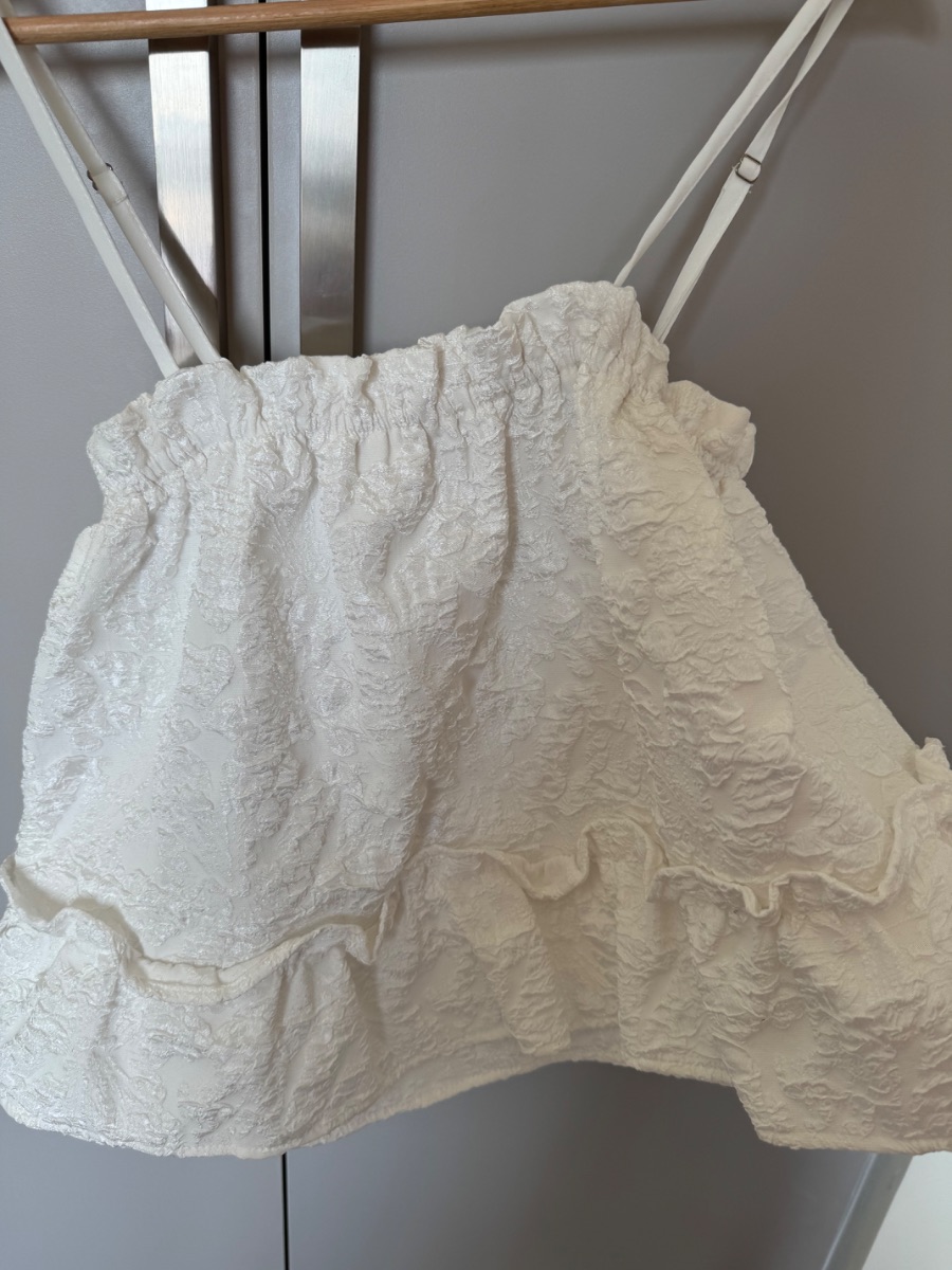 Botique Boutique top photo 3