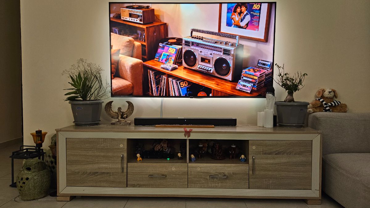 Tv unit