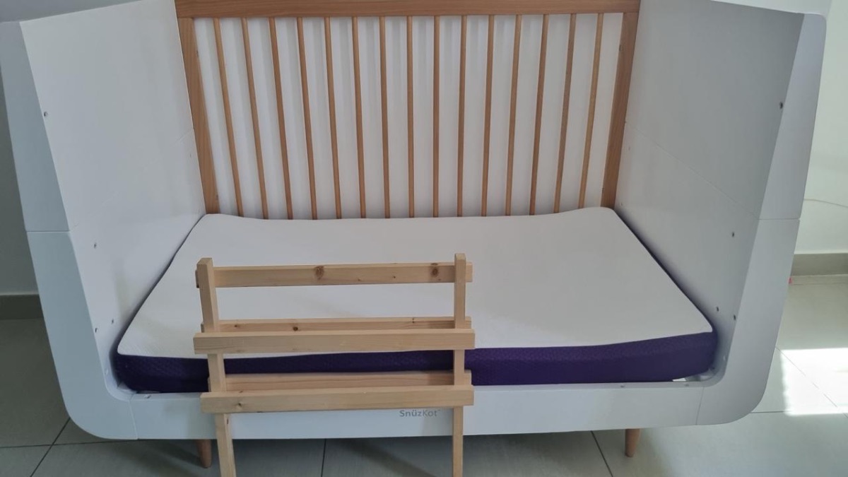 Snuzkot Baby Cot & Toddler bed