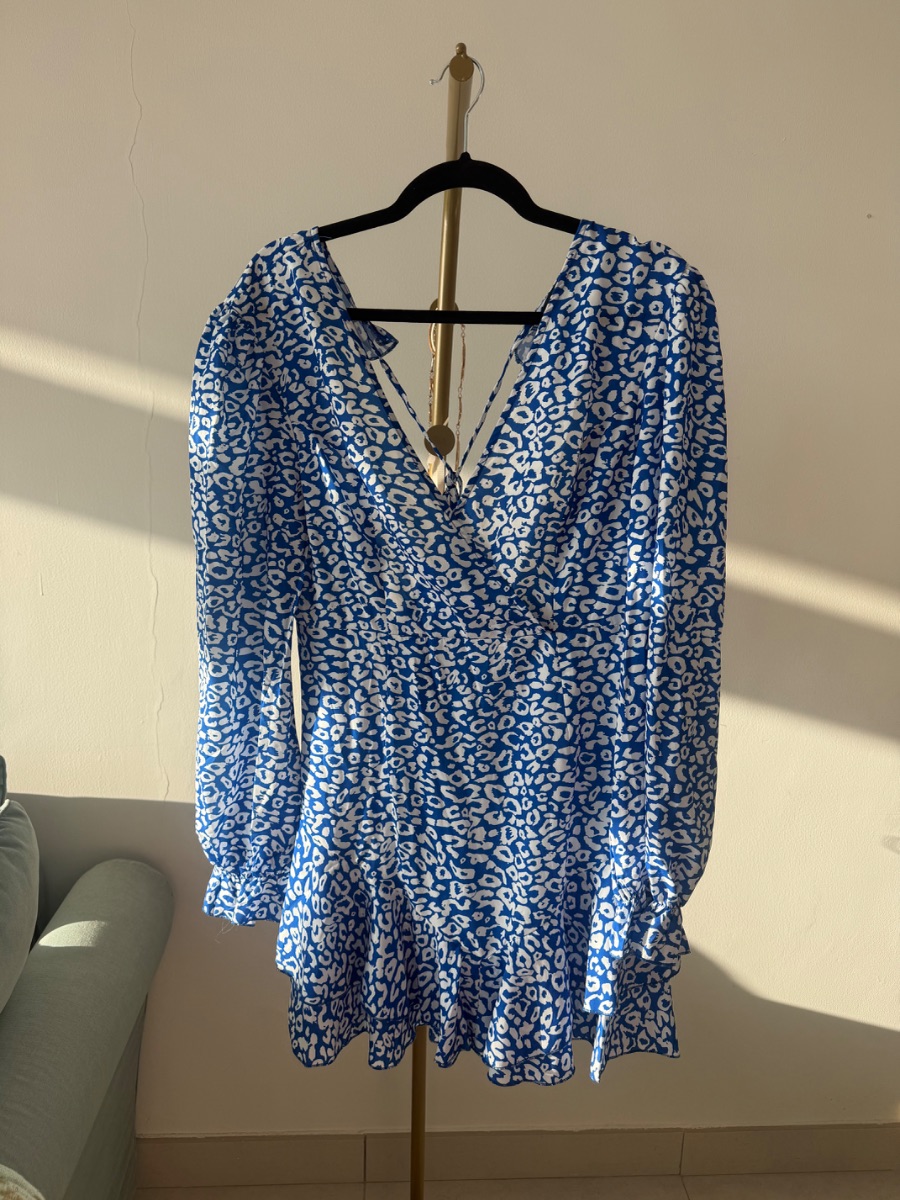 Double Crazy Size Large (12/14) blue animal print Low back dress photo 2