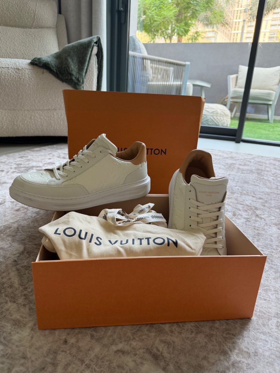 Louis Vuitton men shoes size 8 (42)