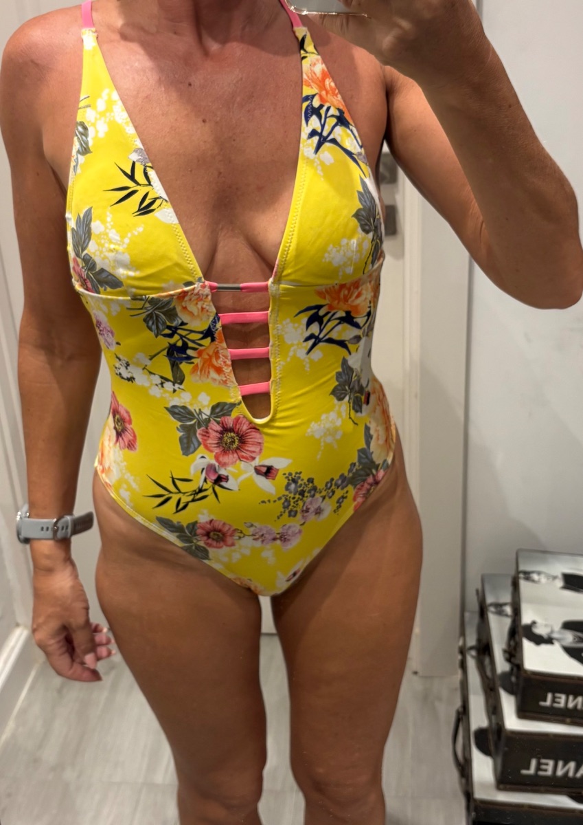 River Island Floral swimsuit πΊπ