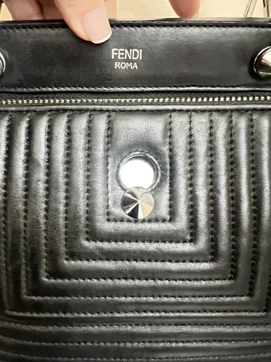 Fendi sling bag photo 3