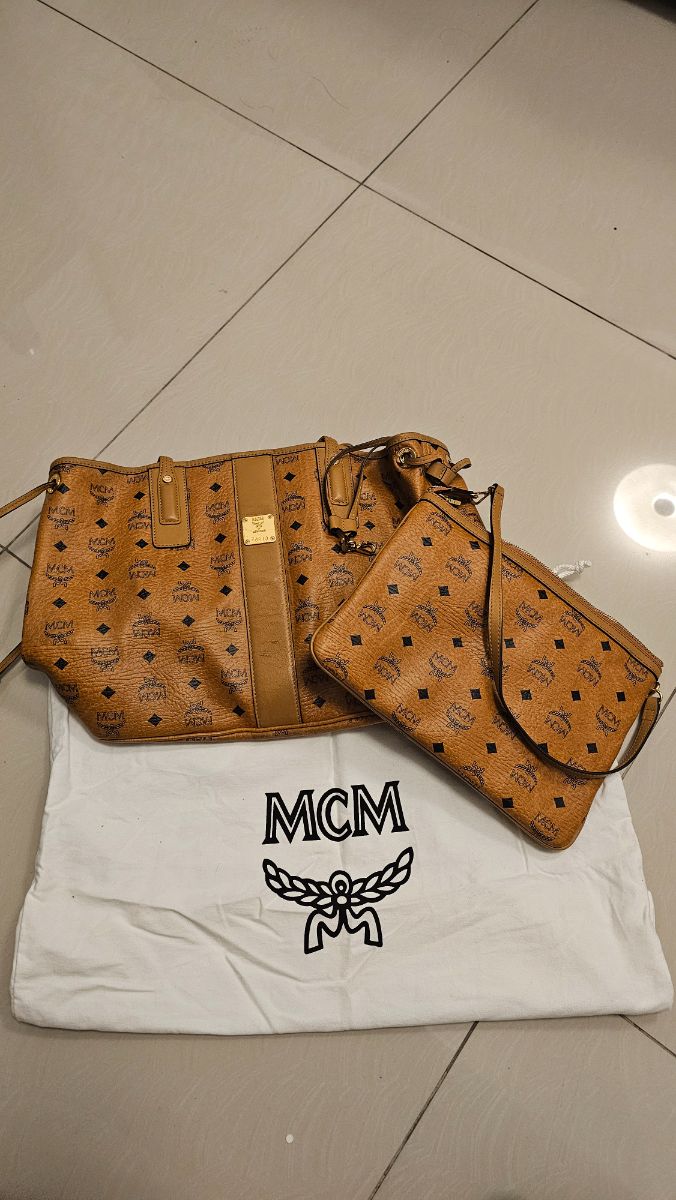MCM Medium Reversible Liz Shopper