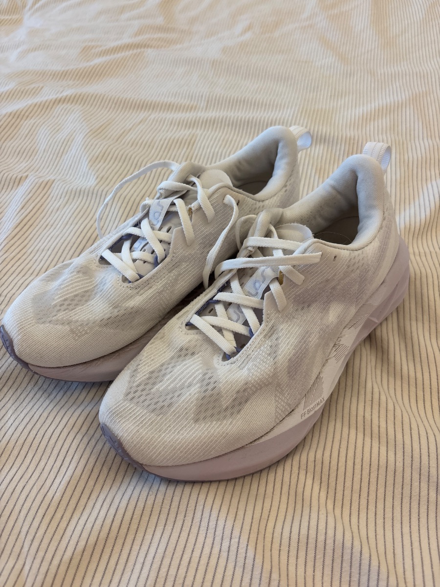 ASICS Novablast women’s trainers size uk 6