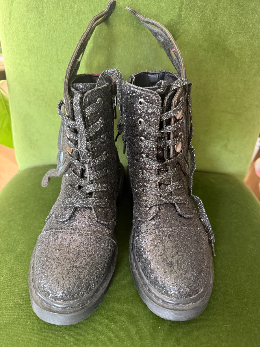 Madmia black glitter boots with removable butterfly wings photo 3