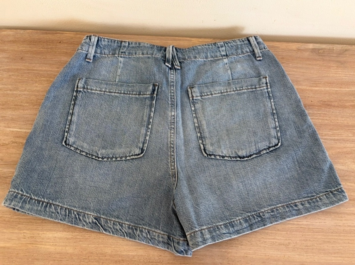 Good American lite linen shorts photo 2