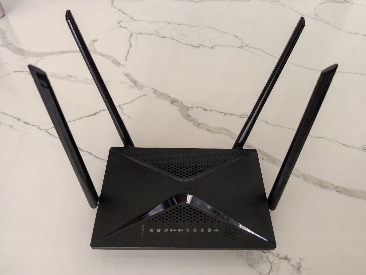 D-Link DIR-853 Dual-Band Wi-Fi Router – 4 Antennas | 2.4GHz & 5GHz