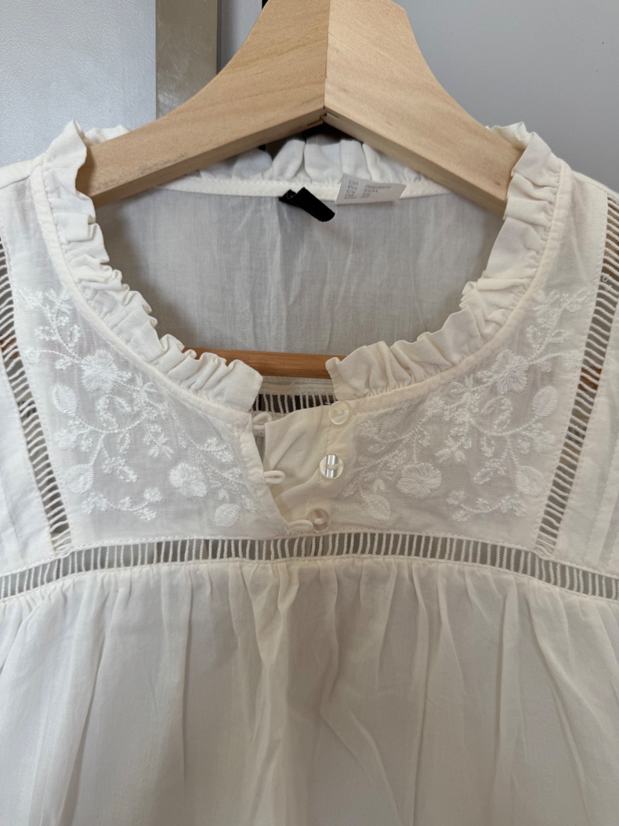 H&M Women’s blouse photo 2
