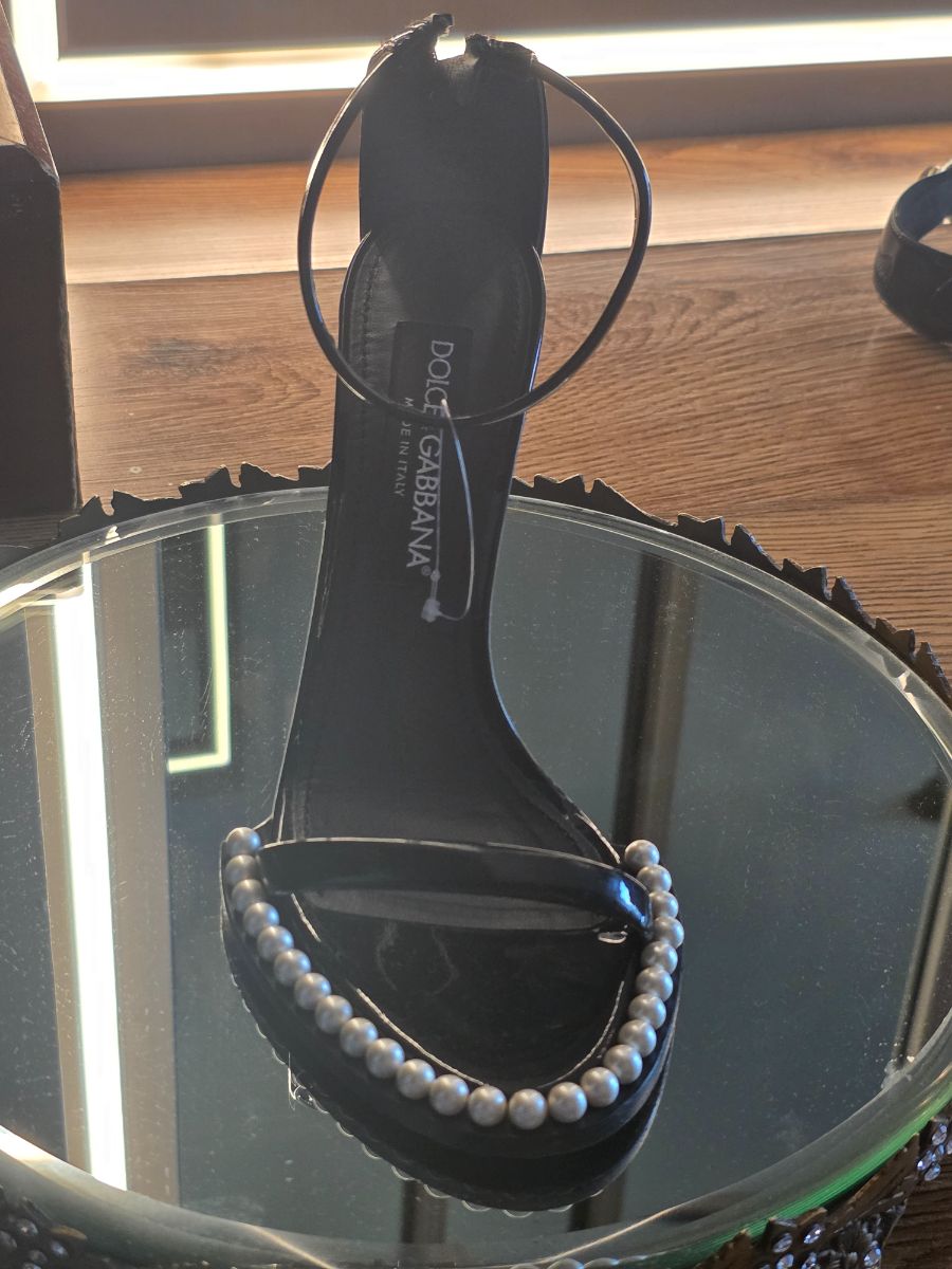 Dolce & Gabbana Black Keira 105 Sandals photo 3