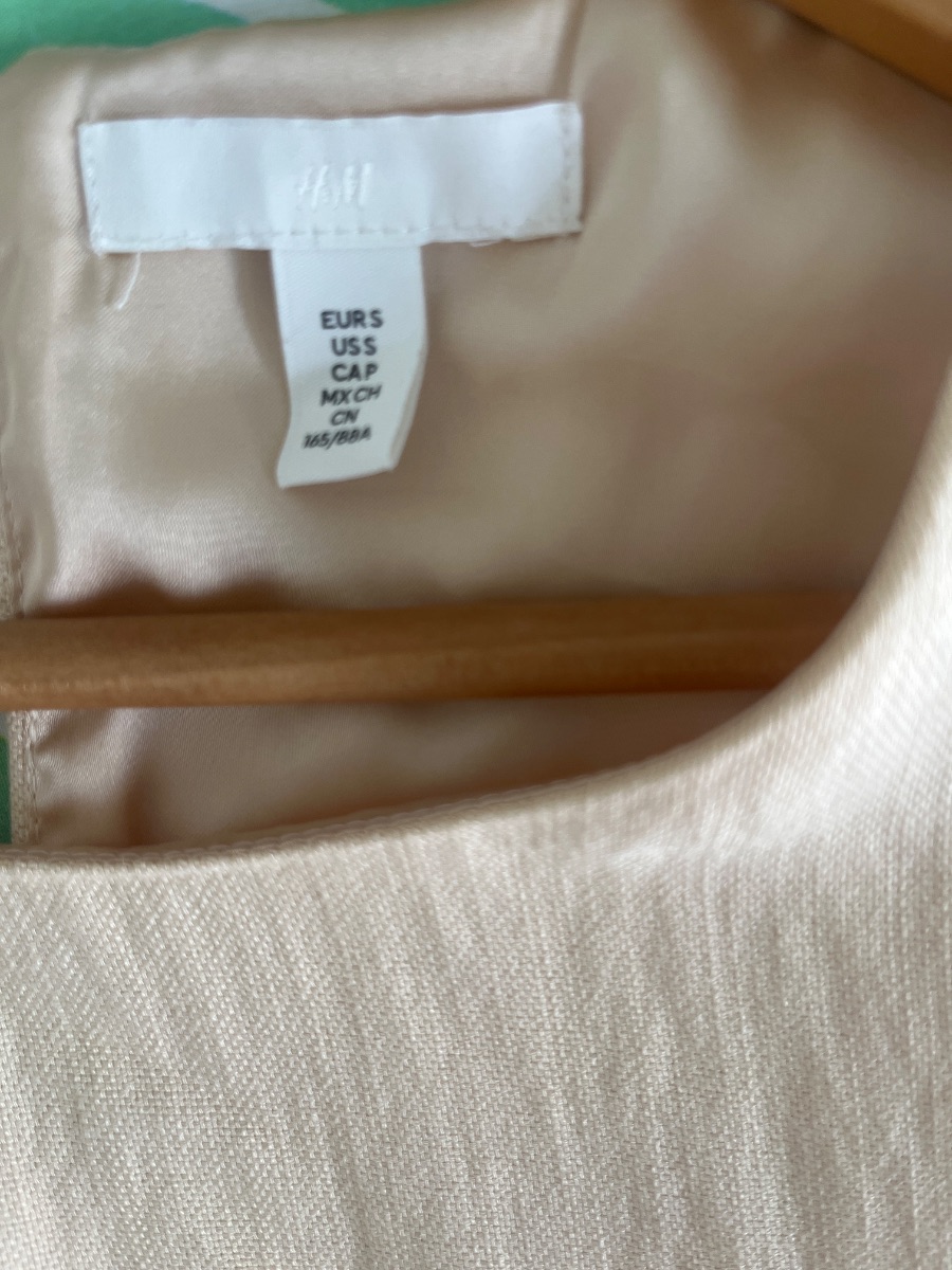H&M dress photo 2