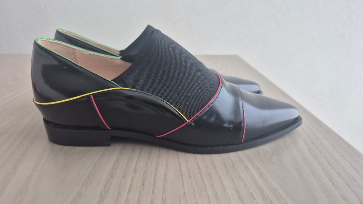 Calzoleria Toscana Black Leather Slip-On Loafers