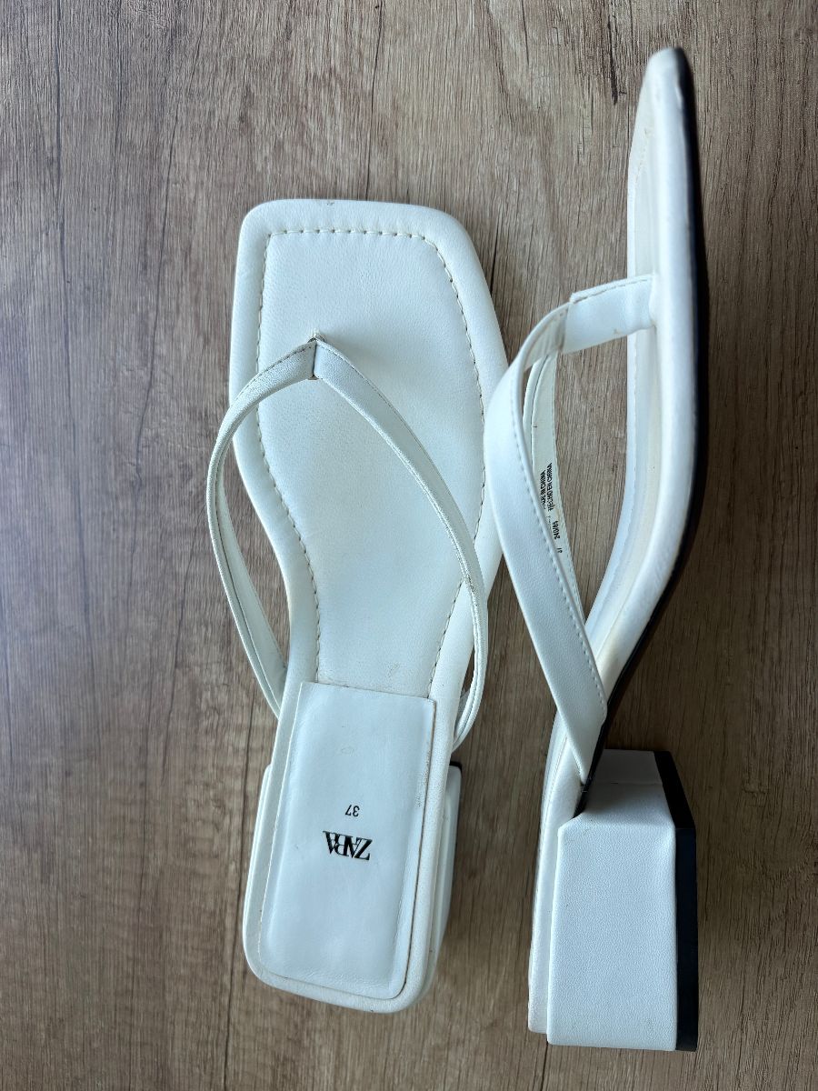 Zara White shoes photo 2
